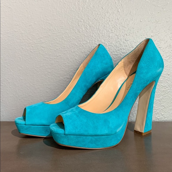 Bermuda Blue Gianni Bini Platform Peep Toe Pump - Picture 3 of 4